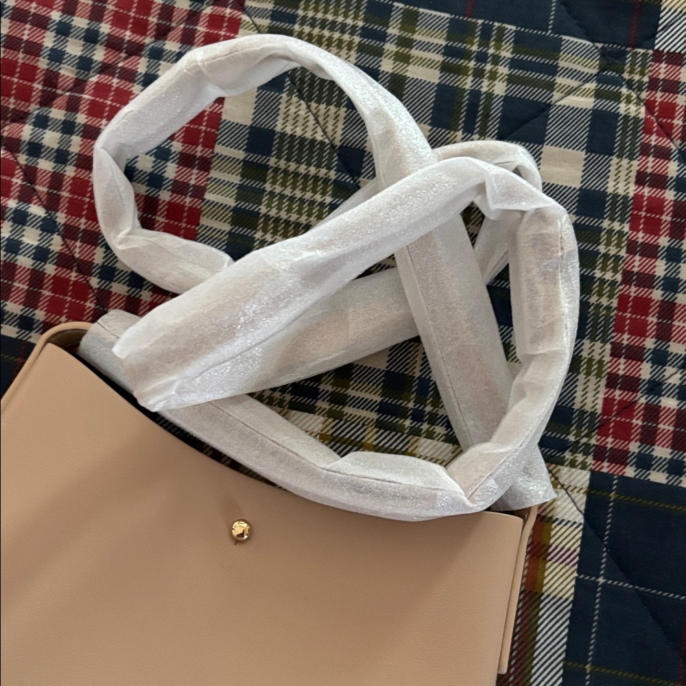 Samara Women's Shoulder Bag - Cream - Picture 3 of 4